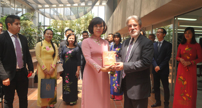 Conmemoran natalicio de Presidente Ho Chi Minh en México ảnh 2 Conmemoran natalicio de Presidente Ho Chi Minh en México ảnh 2