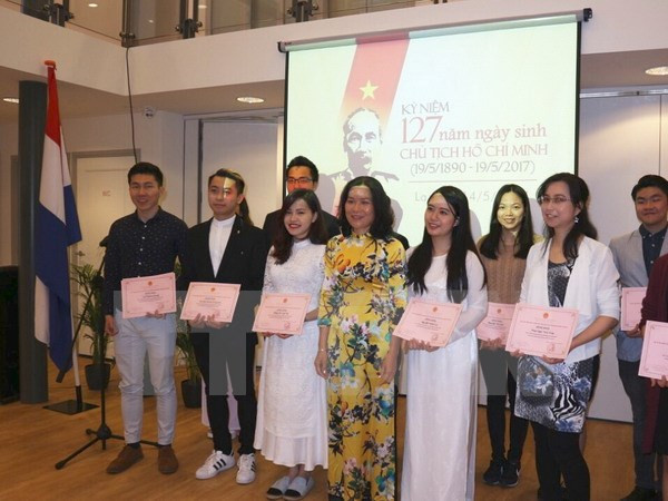 Recuerdan a Presidente Ho Chi Minh en Países Bajos ảnh 1 Recuerdan a Presidente Ho Chi Minh en Países Bajos ảnh 1