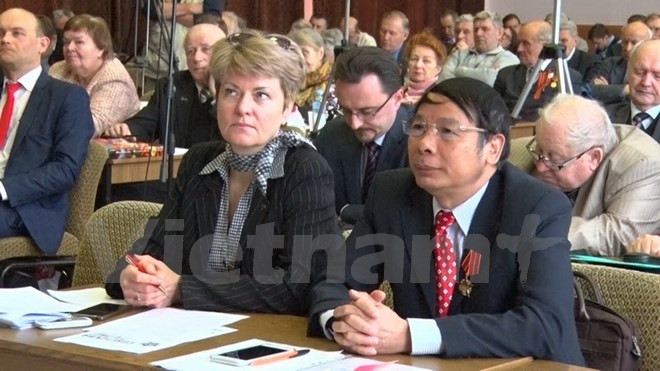Vietnam comparte experiencias de construcción del socialismo en seminario en Rusia ảnh 1 Vietnam comparte experiencias de construcción del socialismo en seminario en Rusia ảnh 1