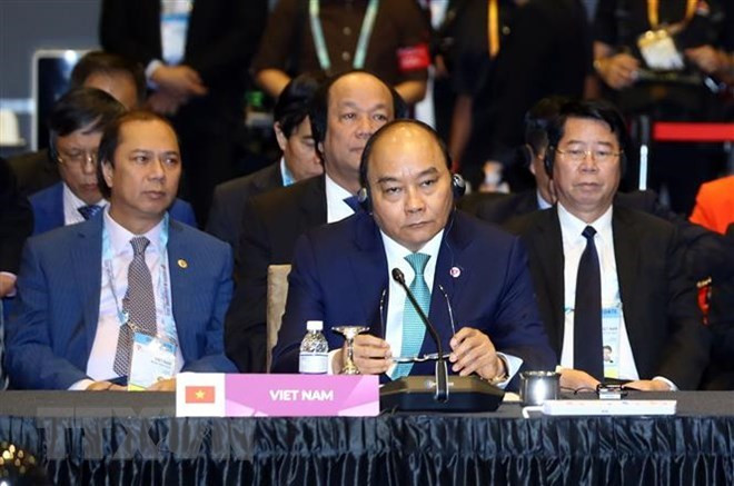 Vietnam contribuye con numerosas iniciativas por un ASEAN estable y resiliente ảnh 1 Vietnam contribuye con numerosas iniciativas por un ASEAN estable y resiliente ảnh 1
