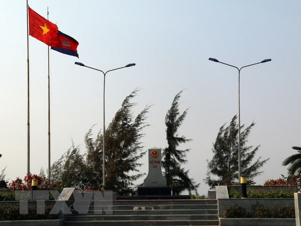 Vietnam y Camboya fortalecen nexos entre unidades de guardia fronteriza ảnh 1 Vietnam y Camboya fortalecen nexos entre unidades de guardia fronteriza ảnh 1