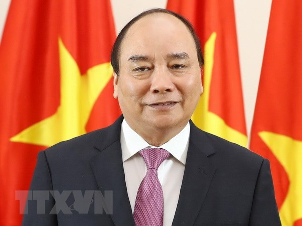Premier de Vietnam llega a Papúa Nueva Guinea para Cumbre de APEC ảnh 1 Premier de Vietnam llega a Papúa Nueva Guinea para Cumbre de APEC ảnh 1