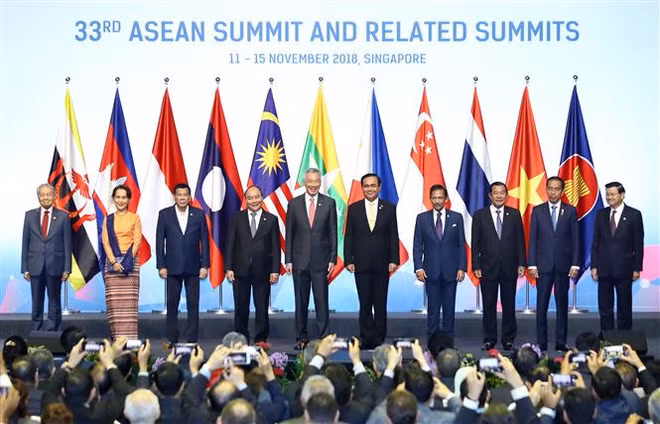 Premier de Vietnam llama a ASEAN a incrementar cooperación y diálogo ảnh 1