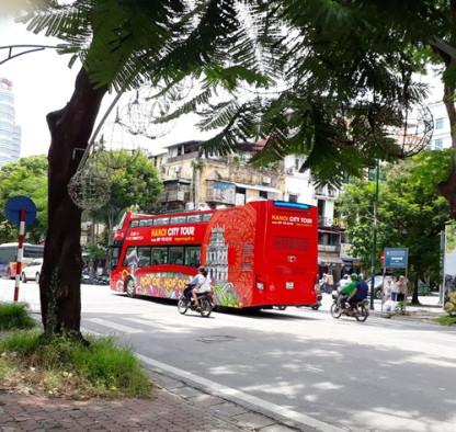 Turistas buscan los secretos de Hanoi ảnh 4 Turistas buscan los secretos de Hanoi ảnh 4