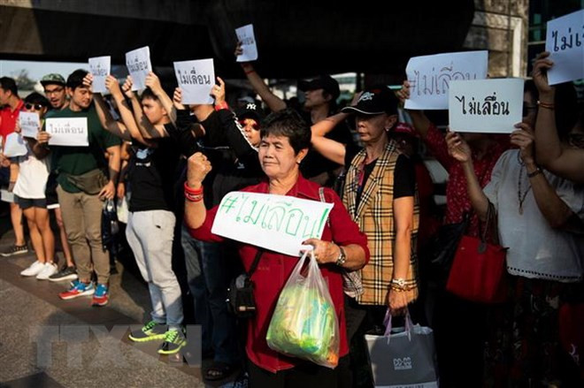 Activistas tailandeses protestan debido a posible retraso de elecciones generales ảnh 1 Activistas tailandeses protestan debido a posible retraso de elecciones generales ảnh 1