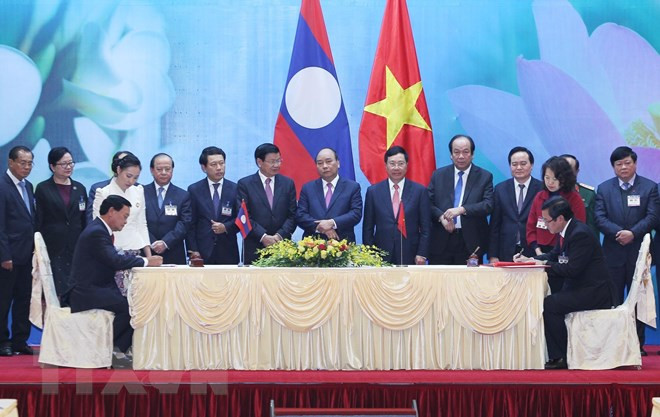 Gobierno de Vietnam y Laos trazan orientaciones para futura cooperación ảnh 1 Gobierno de Vietnam y Laos trazan orientaciones para futura cooperación ảnh 1