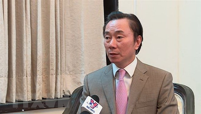 Rey de Bután aprecia esfuerzos vietnamitas para preservar valores tradicionales ảnh 1