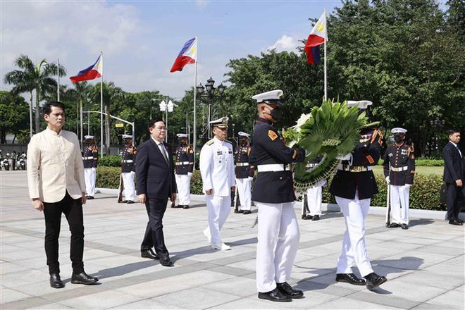 Titular del Parlamento vietnamita asiste al Foro de Inversión y Comercio Vietnam-Filipinas ảnh 3 Titular del Parlamento vietnamita asiste al Foro de Inversión y Comercio Vietnam-Filipinas ảnh 3