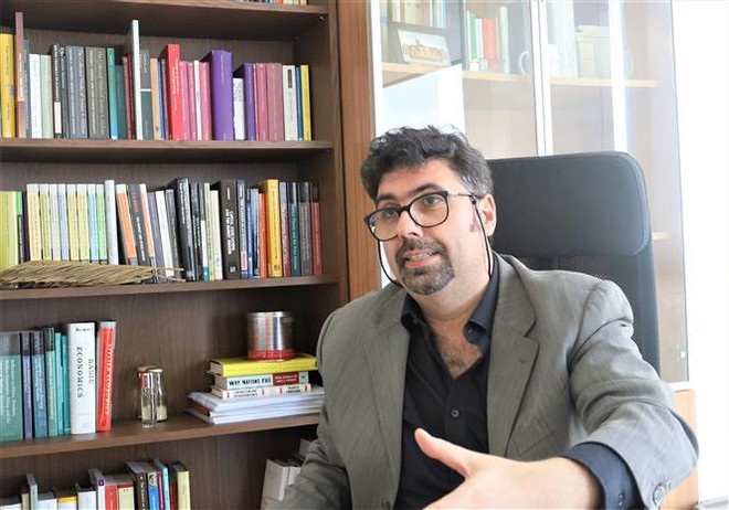 Experto de Malasia evalúa perspectivas de cooperación de su país con Vietnam ảnh 1