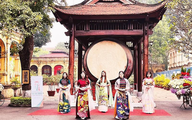 Turismo de Hanoi se esfuerza para superar dificultades tras un año de impactos pandémicos ảnh 2 Turismo de Hanoi se esfuerza para superar dificultades tras un año de impactos pandémicos ảnh 2