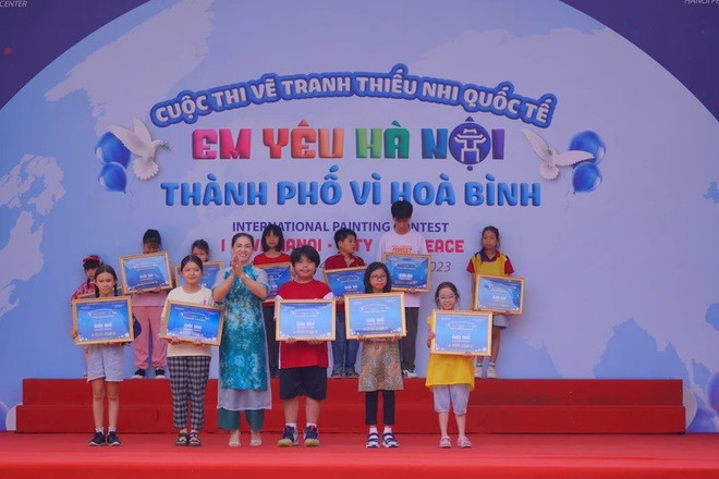 Hanoi a través de dibujos de niños extranjeros ảnh 1 Hanoi a través de dibujos de niños extranjeros ảnh 1