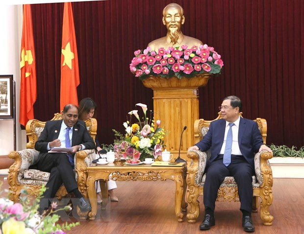 Singapur busca oportunidad de inversión en provincia vietnamita de Nam Dinh ảnh 1 Singapur busca oportunidad de inversión en provincia vietnamita de Nam Dinh ảnh 1