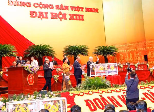 Clausurarán el 1 de febrero el XIII Congreso Nacional del Partido Comunista de Vietnam ảnh 1