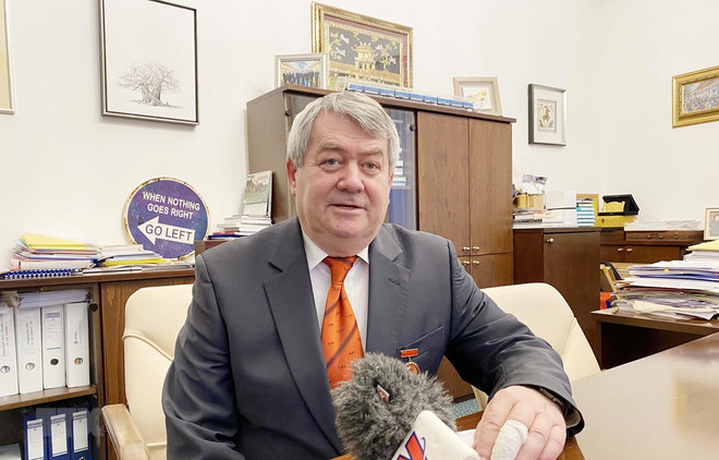 Diputado checo enaltecen liderazgo del Partido Comunista de Vietnam ảnh 1 Diputado checo enaltecen liderazgo del Partido Comunista de Vietnam ảnh 1