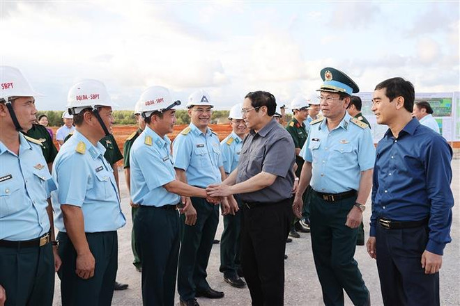 Premier asiste a la ceremonia inaugural del Parque Industrial Son My 1 en Binh Thuan ảnh 1 Premier asiste a la ceremonia inaugural del Parque Industrial Son My 1 en Binh Thuan ảnh 1