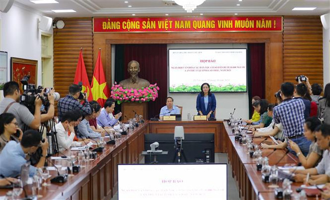 Promueven rica identidad cultural de etnias minoritarias vietnamitas ảnh 2 Promueven rica identidad cultural de etnias minoritarias vietnamitas ảnh 2