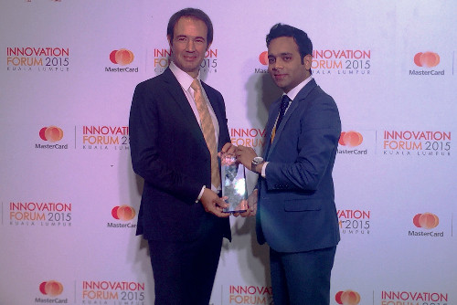 Banco Internacional de Vietnam recibe premio de MasterCard ảnh 1