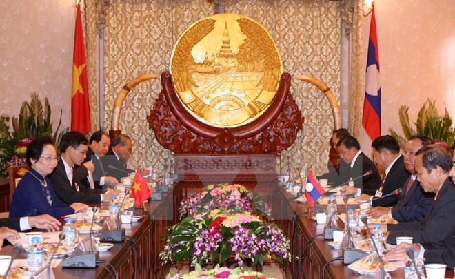 Vicepresidenta vietnamita realiza visita oficial a Laos ảnh 1 Vicepresidenta vietnamita realiza visita oficial a Laos ảnh 1