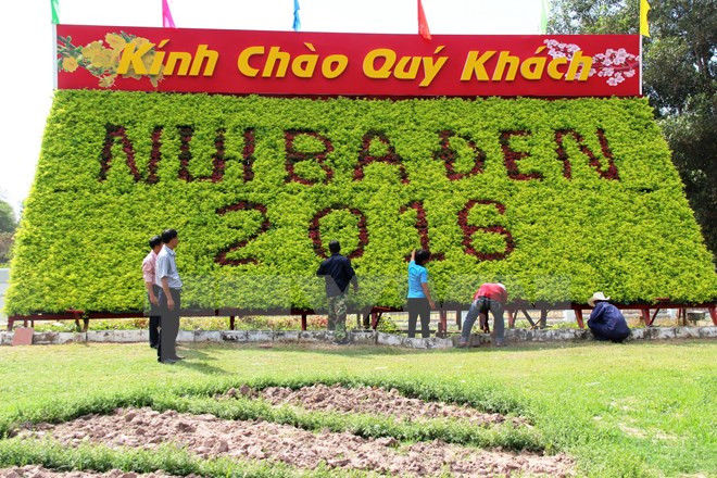 Complejo turístico de montaña Ba Den recibe al millonésimo visitante ảnh 1 Complejo turístico de montaña Ba Den recibe al millonésimo visitante ảnh 1