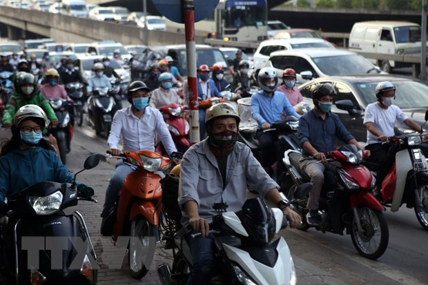 Hanoi mantiene el distanciamiento social pese a alivio de restricciones ảnh 1 Hanoi mantiene el distanciamiento social pese a alivio de restricciones ảnh 1