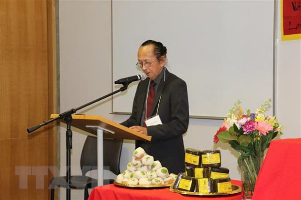 Enriquecen conocimientos del público canadiense sobre cultura vietnamita ảnh 1 Enriquecen conocimientos del público canadiense sobre cultura vietnamita ảnh 1