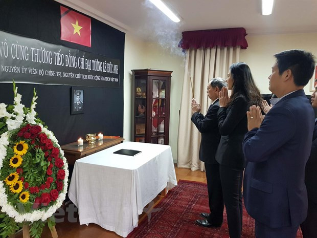 Rinde tributo al expresidente vietnamita Le Duc Anh en Chile ảnh 1