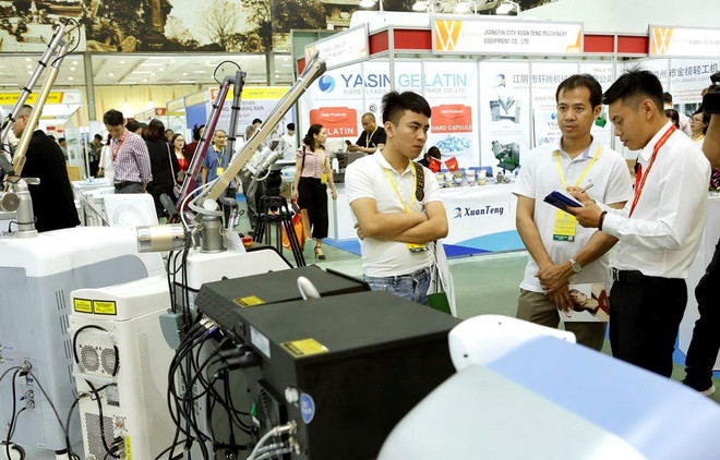 Nutrida participación de empresas extranjeras en exhibición de productos farmacéuticos de Vietnam 2019 ảnh 1