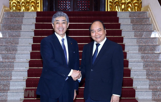Aboga premier de Vietnam por fortalecer la cooperación con Japón en defensa ảnh 1 Aboga premier de Vietnam por fortalecer la cooperación con Japón en defensa ảnh 1