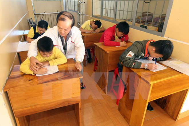 Partido Comunista de EE.UU. apoya a víctimas vietnamitas del agente naranja ảnh 1 Partido Comunista de EE.UU. apoya a víctimas vietnamitas del agente naranja ảnh 1