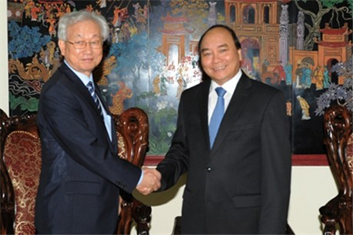 Viceprimer ministro vietnamita recibe a embajador sudcoreano ảnh 1 Viceprimer ministro vietnamita recibe a embajador sudcoreano ảnh 1