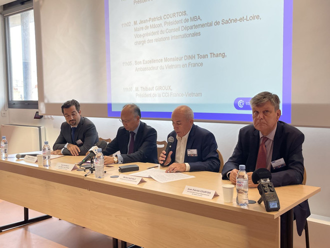 Debaten en Francia sobre perspectivas de libre comercio entre Vietnam y la UE ảnh 1 Debaten en Francia sobre perspectivas de libre comercio entre Vietnam y la UE ảnh 1