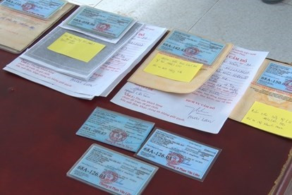 Emprenden en Vietnam proceso legal contra un extranjero por falsificación de documentos ảnh 1 Emprenden en Vietnam proceso legal contra un extranjero por falsificación de documentos ảnh 1