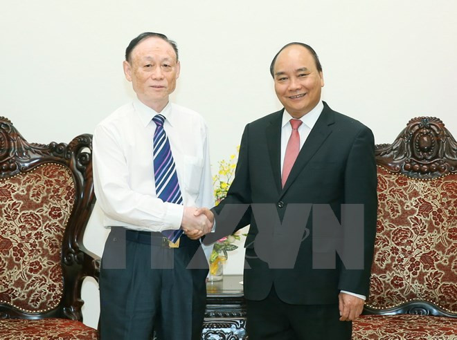 Premier de Vietnam valora proyecto chino de producción de paneles solares ảnh 1 Premier de Vietnam valora proyecto chino de producción de paneles solares ảnh 1