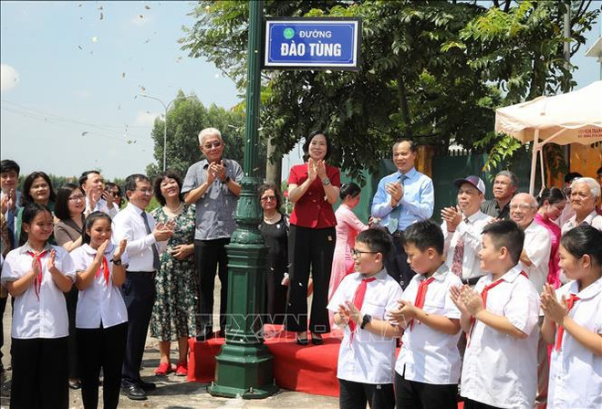 Dos calles de provincia de Bac Giang llevan nombres de periodistas de VNA ảnh 1 Dos calles de provincia de Bac Giang llevan nombres de periodistas de VNA ảnh 1