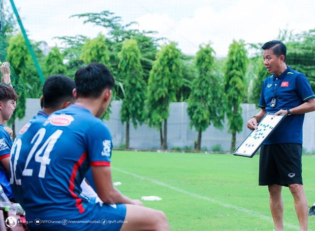 Equipo olímpico de fútbol de Vietnam se prepara para ASIAD 19 ảnh 1 Equipo olímpico de fútbol de Vietnam se prepara para ASIAD 19 ảnh 1