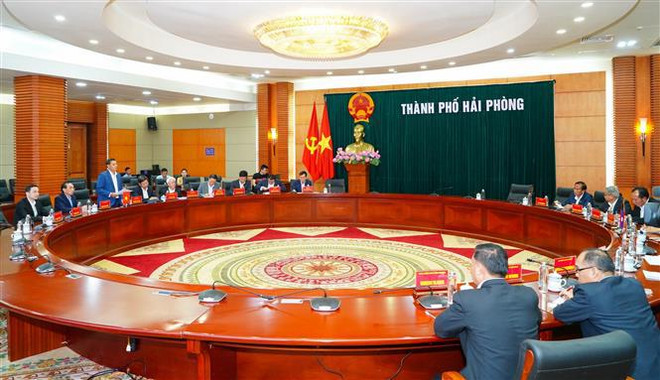 Ciudad vietnamita y Laos intercambian experiencias en inspección y lucha anticorrupción ảnh 1 Ciudad vietnamita y Laos intercambian experiencias en inspección y lucha anticorrupción ảnh 1