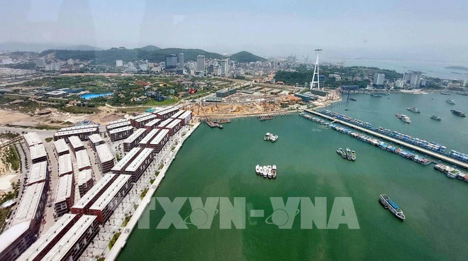 Provincia vietnamita de Quang Ninh prioriza desarrollo de puertos marítimos ảnh 1
