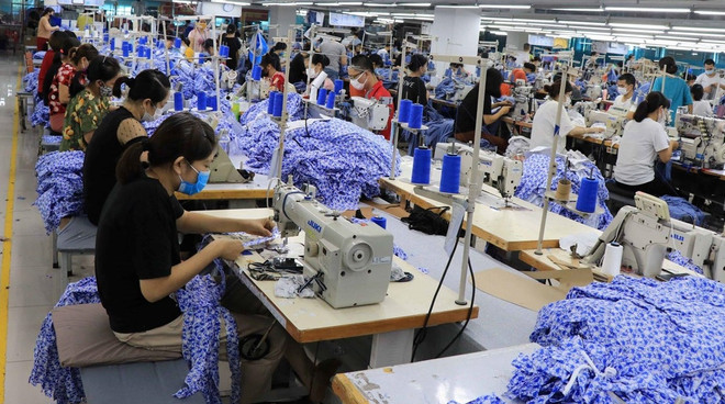 Seguro Social de Vietnam respalda a trabajadores afectados por la COVID-19 ảnh 1 Seguro Social de Vietnam respalda a trabajadores afectados por la COVID-19 ảnh 1