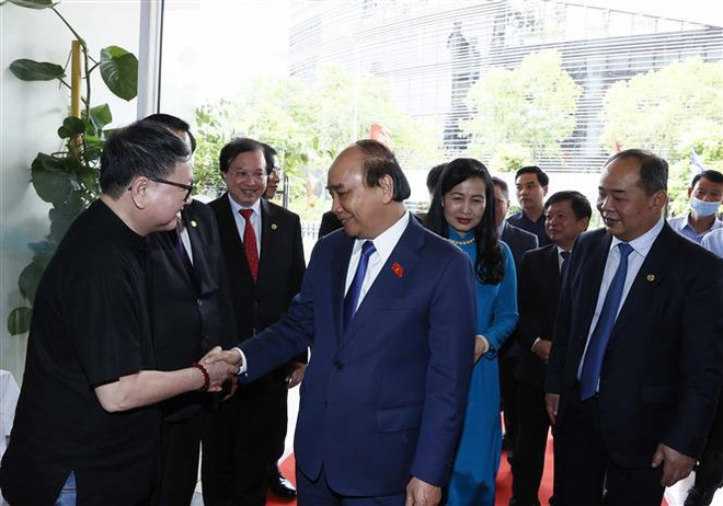 Presidente vietnamita asiste a XI Concurso Internacional de Fotografías Artísticas ảnh 2 Presidente vietnamita asiste a XI Concurso Internacional de Fotografías Artísticas ảnh 2