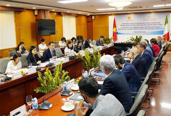 Vietnam e Italia efectúan séptima reunión del Comité Conjunto de Cooperación Económica ảnh 1 Vietnam e Italia efectúan séptima reunión del Comité Conjunto de Cooperación Económica ảnh 1