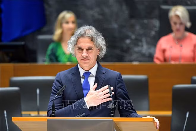 Felicita Vietnam a nuevo gobierno de Eslovenia ảnh 1
