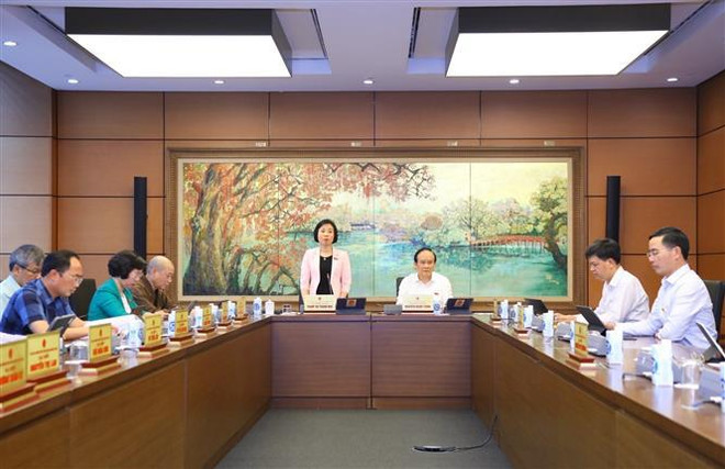 Parlamento vietnamita cierra décima jornada del tercer periodo de sesiones ảnh 1 Parlamento vietnamita cierra décima jornada del tercer periodo de sesiones ảnh 1