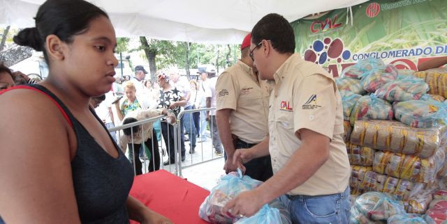 Distribuyen 4.200 toneladas de alimentos en Venezuela ảnh 1 Distribuyen 4.200 toneladas de alimentos en Venezuela ảnh 1