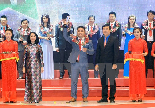 Honran a 100 destacados empresarios emprendedores de Vietnam ảnh 1 Honran a 100 destacados empresarios emprendedores de Vietnam ảnh 1