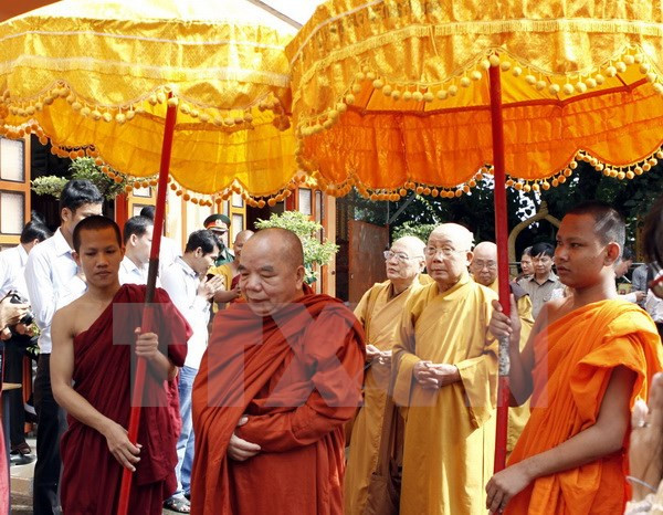 Autoridades de An Giang felicitan a khmeres por fiesta Sene Dolta ảnh 1  Autoridades de An Giang felicitan a khmeres por fiesta Sene Dolta ảnh 1