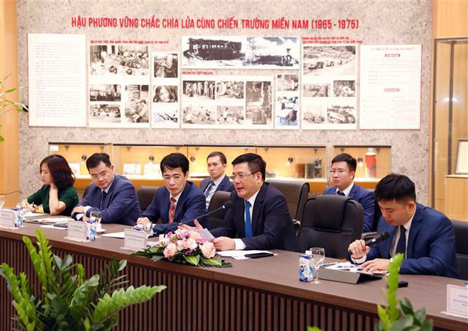 Vietnam y Suiza por intensificar lazos en economía y comercio ảnh 3 Vietnam y Suiza por intensificar lazos en economía y comercio ảnh 3