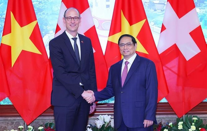 Vietnam concede importancia a la amistad y cooperación con Suiza, afirma premier ảnh 1 Vietnam concede importancia a la amistad y cooperación con Suiza, afirma premier ảnh 1