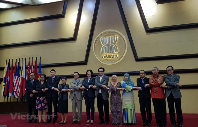 Vietnam participa en reunión del Comité de cooperación conjunta ASEAN - Canadá ảnh 1