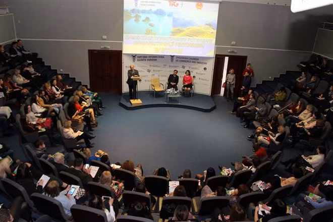 Vietnam presenta potencial turístico en Ucrania ảnh 1 Vietnam presenta potencial turístico en Ucrania ảnh 1
