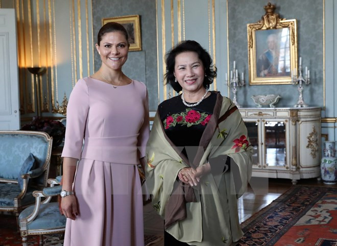 Presidenta del Parlamento vietnamita se reúne con princesa heredera de Suecia ảnh 1 Presidenta del Parlamento vietnamita se reúne con princesa heredera de Suecia ảnh 1